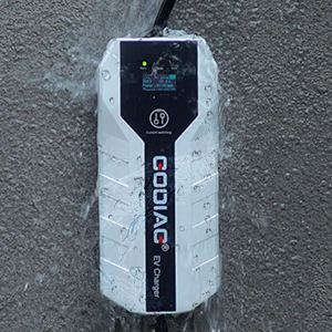 3.5kw 7kw GB/T EV Charger 8A To 32A Adjustable Portable Electric Vehicle Charger 2