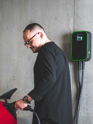 16A / 32A Wallbox Home EV Charging Station 22KW 11KW 7KW 1 / 3 Phase IEC 62196-2 Plug 1