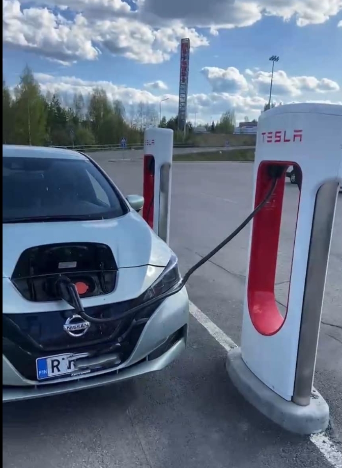 latest company news about Is there an adapter for Leaf to use Tesla Supercharger?Yes sure. Sixpence CCS2 To CHAdeMo Adapter Makes it pssoiable  3
