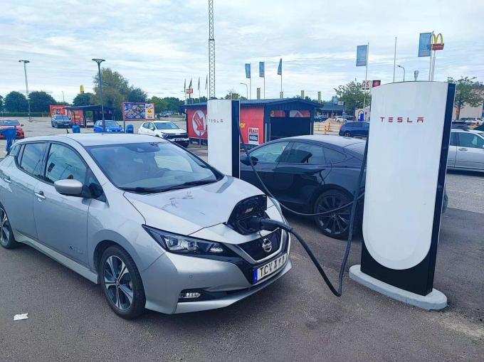 latest company news about Is there an adapter for Leaf to use Tesla Supercharger?Yes sure. Sixpence CCS2 To CHAdeMo Adapter Makes it pssoiable  2
