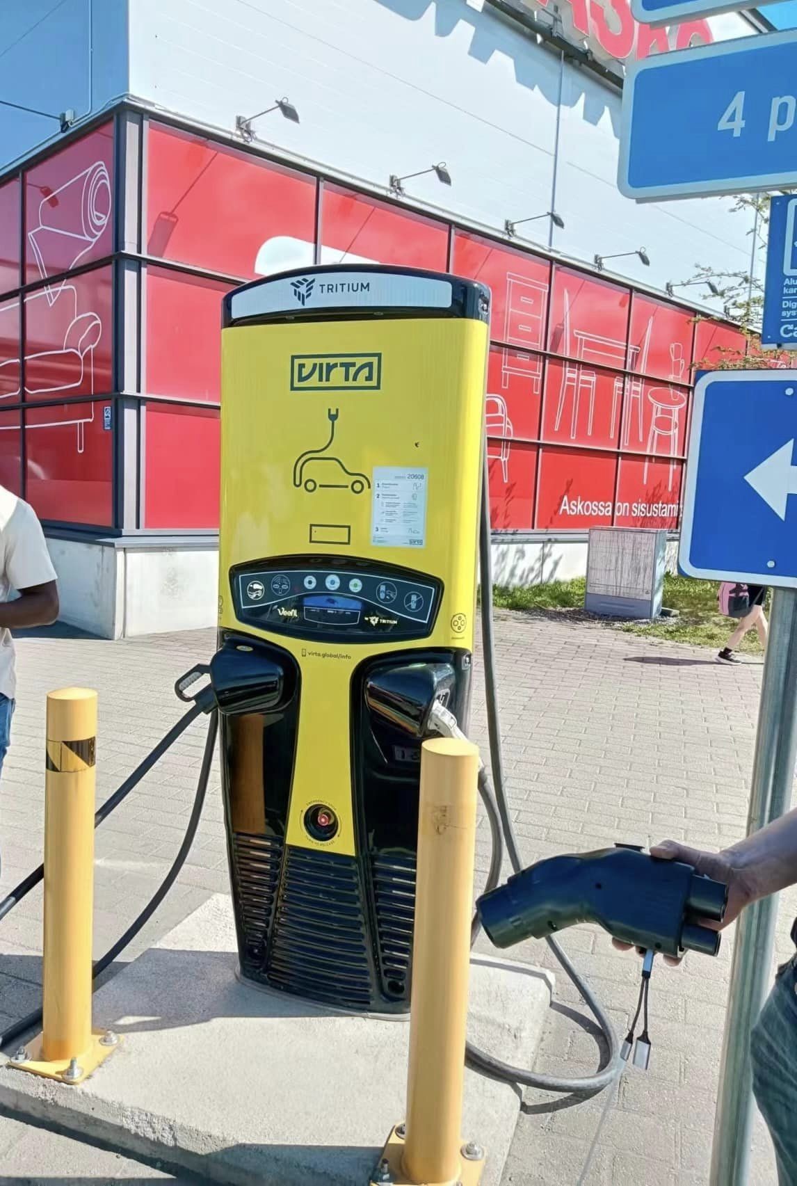 Latest CCS2 to CHAdeMO Adapter Testing on Tesla Supercharger and other brand EV charging station!