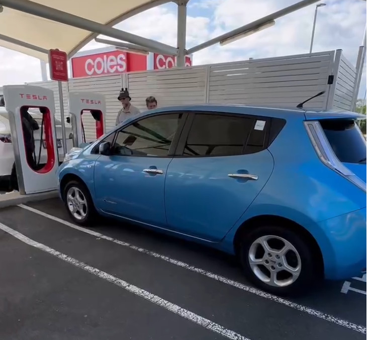 charge your vehicle with a CHAdeMO fast-charging connection at CCS fast-charging stations